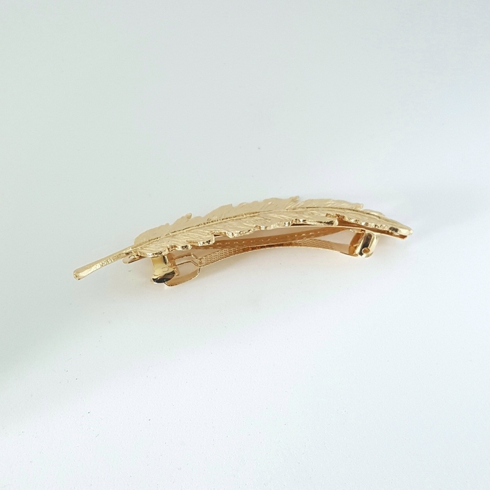 ⭐New Gold Leaf Hair Barrette Clip⭐ - Picture 5 of 5